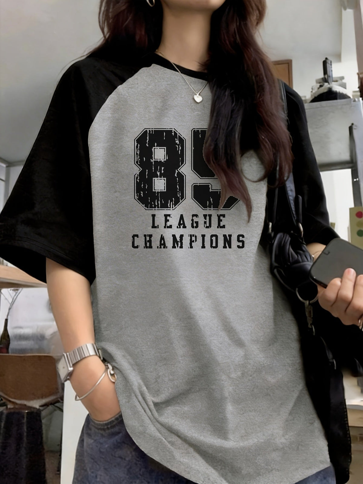 Women's Y2K Color Block Raglan T-Shirt - "85 League Champions" Varsity Graphic Print, Contrast Sleeve Crew Neck Casual Tee, Retro Streetwear Top Khaki Olive Green S-XXL
